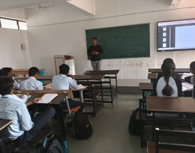 Alumni Interaction of S.Y and  T.Y AI&DS